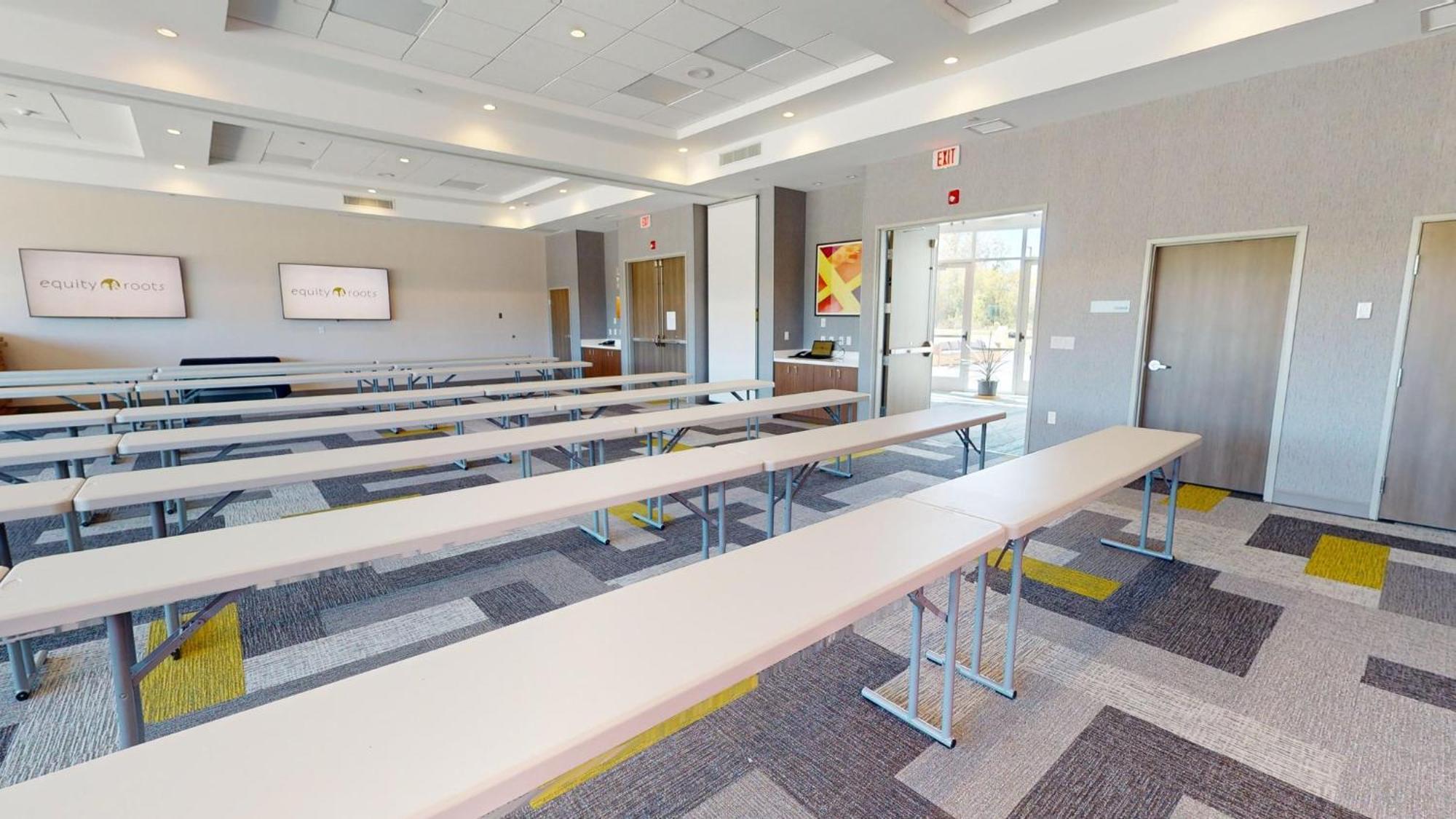 Holiday Inn Express & Suites Chicago Schaumburg By Ihg Exterior foto